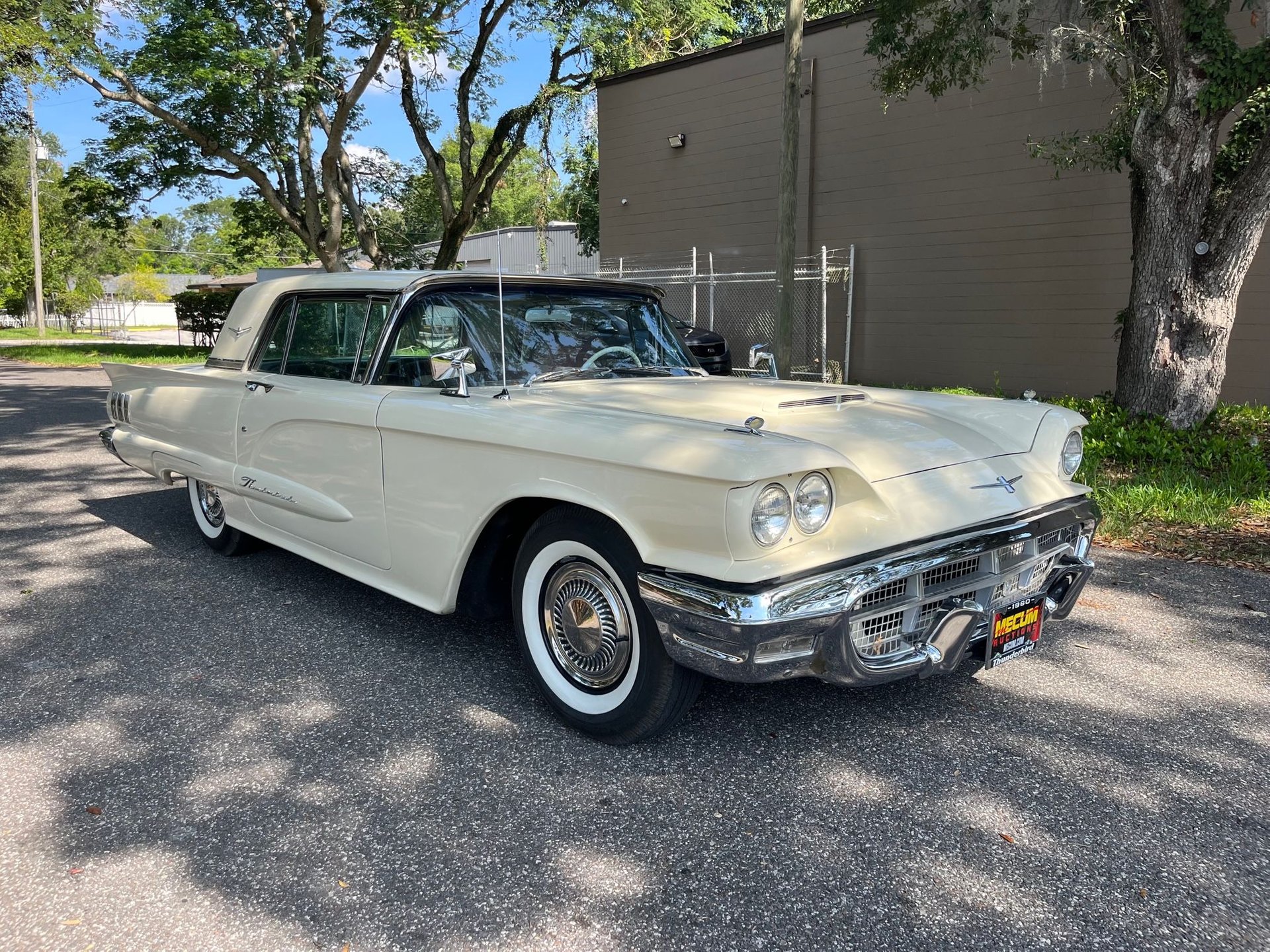 1960 Ford Thunderbird