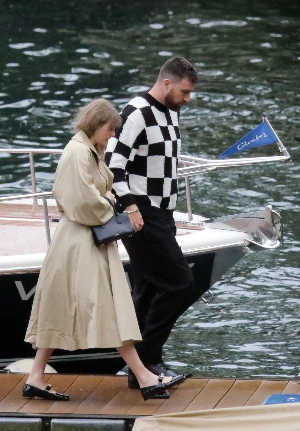 Đẳng cấp phú bà của Taylor Swift: Chi hơn 100.000 USD để ở bên bạn trai - 7