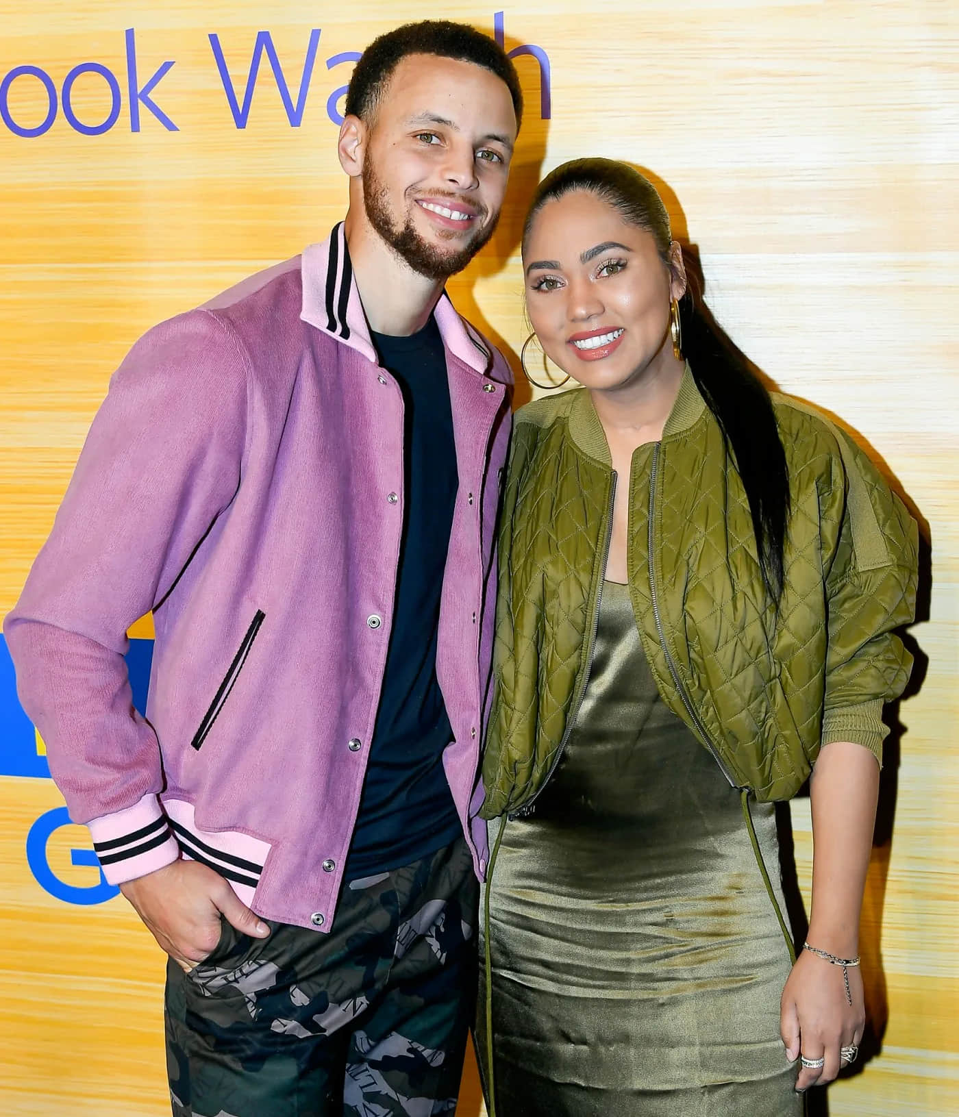 Stephen Curry and his wife enjoyed a vacation in Hawaii on their wedding anniversary