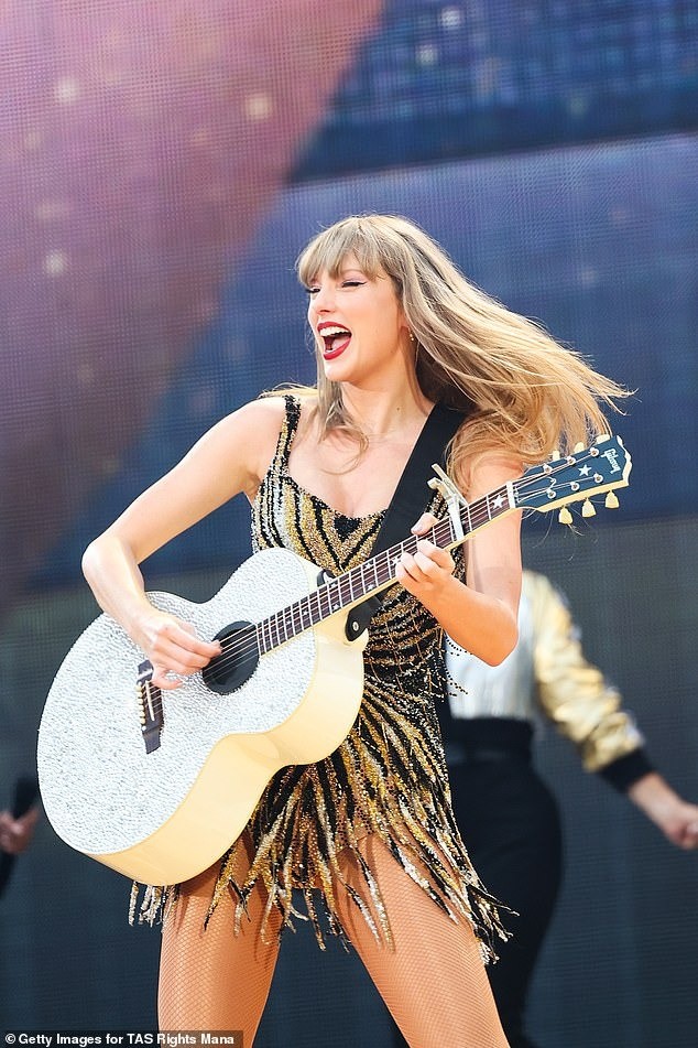 Taylor Swift rơi vào thế lao đao - Ảnh 2.